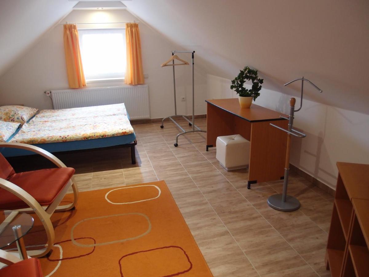 Penzion Cabák Vrchlabí Esterno foto